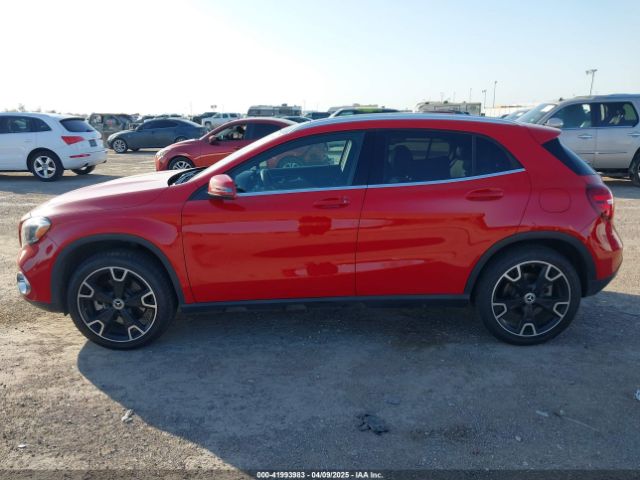 WDCTG4GBXKU008894 Mercedes-Benz Gla 250 4matic