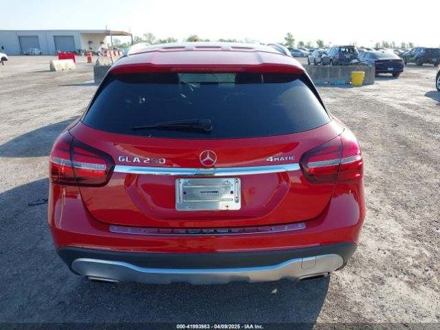 WDCTG4GBXKU008894 Mercedes-Benz Gla 250 4matic
