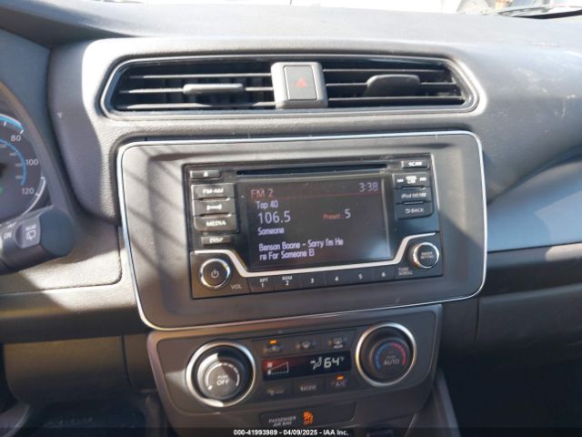 1N4AZ1CP5JC315827 Nissan LEAF S