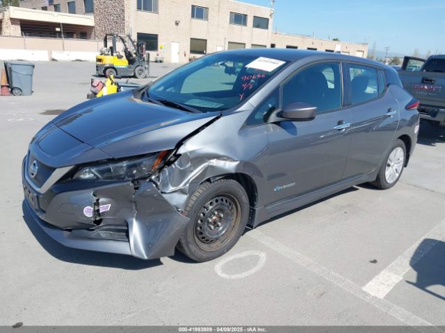 1N4AZ1CP5JC315827 Nissan LEAF S