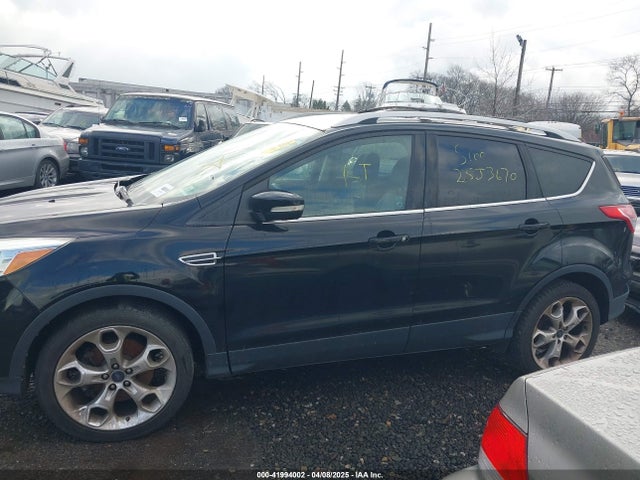 Продажа на аукционе авто 2016 Ford Escape Titanium, vin: 1FMCU9JX7GUA79683, номер лота: 41994002