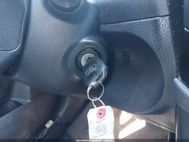 5YFBURHE2EP117643 Toyota COROLLA L