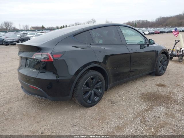 2021 TESLA MODEL Y 5YJYGAEE2MF228632 Photo 3
