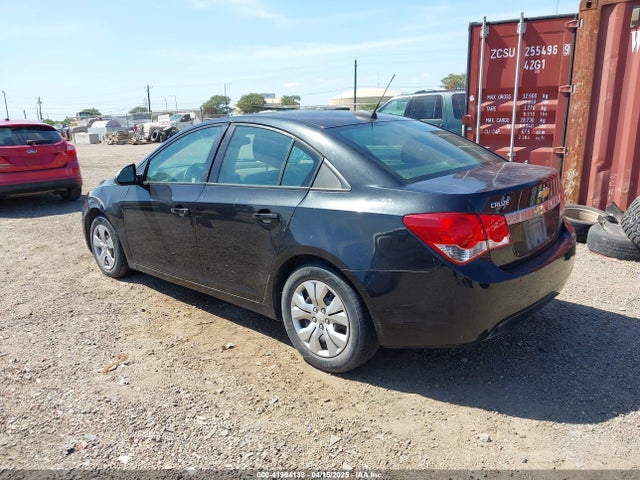 1G1PA5SH4F7166574 Chevrolet Cruze Ls Auto