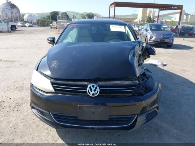 3VWD17AJ4EM419839 Volkswagen Jetta 1.8t Se