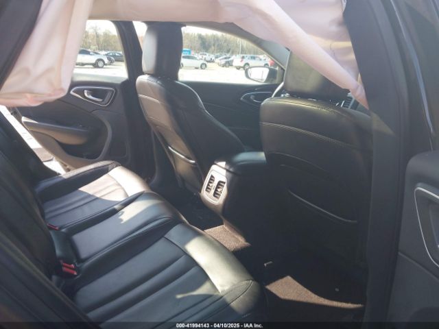 1C3CCCEG0FN553629 Chrysler 200 C