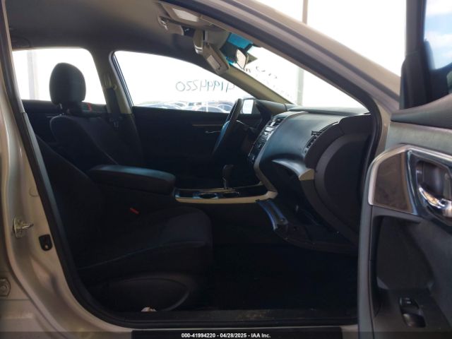 1N4AL3AP8EC117281 Nissan Altima 2.5 S