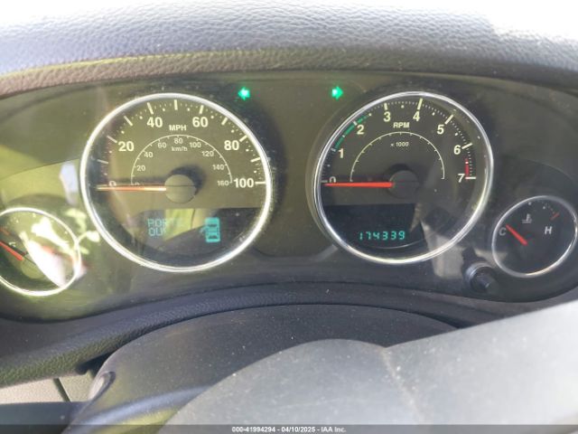 1C4HJWDG7EL235219 Jeep Wrangler Unlimited Freedom Edition