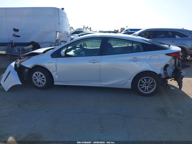 JTDKAMFU9N3154977 Toyota Prius Le