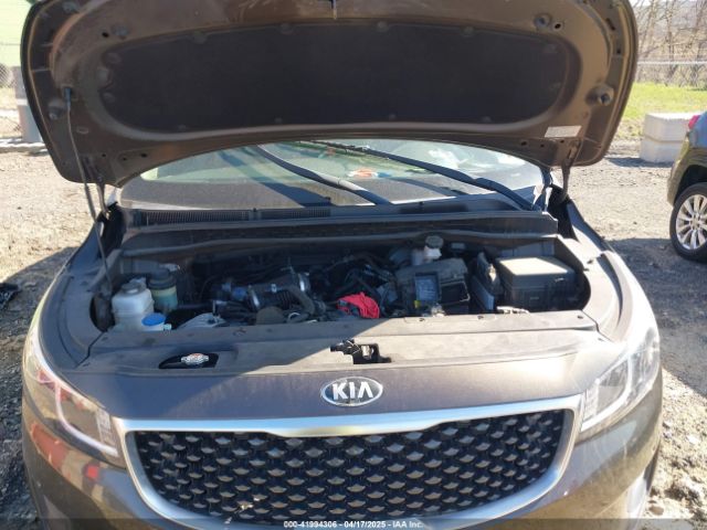 KNDMB5C12J6372631 KIA SEDONA LX