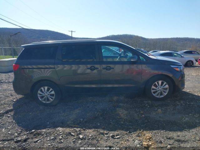 KNDMB5C12J6372631 KIA SEDONA LX
