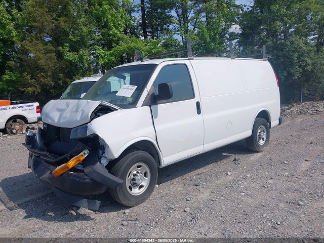 1GCWGAF71M1154667 Chevrolet Express Cargo Rwd 2500 Regular Wheelbase Wt