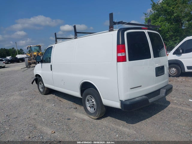 1GCWGAF71M1154667 Chevrolet Express Cargo Rwd 2500 Regular Wheelbase Wt