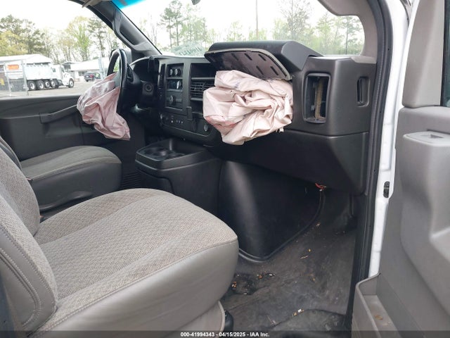 1GCWGAF71M1154667 Chevrolet Express Cargo Rwd 2500 Regular Wheelbase Wt