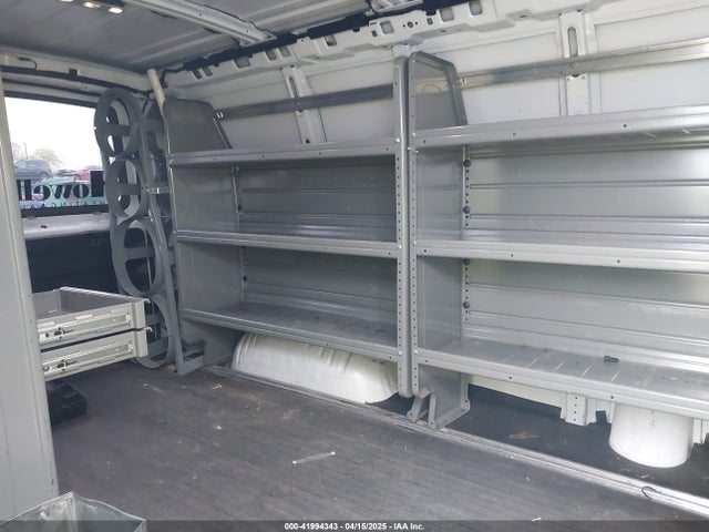 1GCWGAF71M1154667 Chevrolet Express Cargo Rwd 2500 Regular Wheelbase Wt