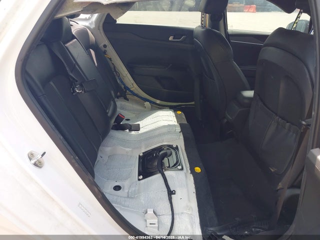 5XXG64J21NG098563 KIA K5 Gt-line