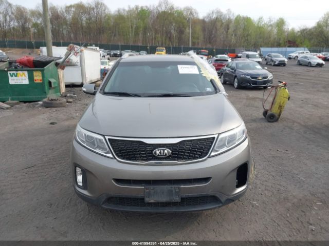 5XYKTCA69FG584986 KIA SORENTO LX