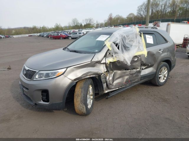 5XYKTCA69FG584986 KIA SORENTO LX