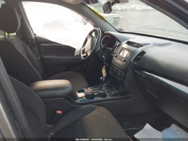 5XYKTCA69FG584986 KIA SORENTO LX