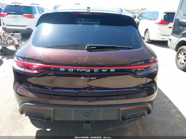 Porsche Macan T 2024 WP1AA2A55RLB10527 Image 17