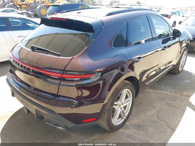 Porsche Macan T 2024 WP1AA2A55RLB10527 Image 4