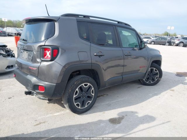 ZACCJBCB2HPF51653 Jeep Renegade Trailhawk 4x4
