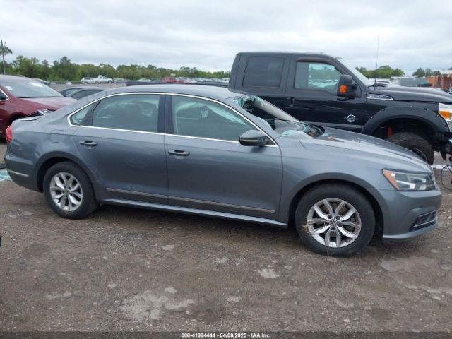 1VWAT7A38HC004849 Volkswagen Passat 1.8t S