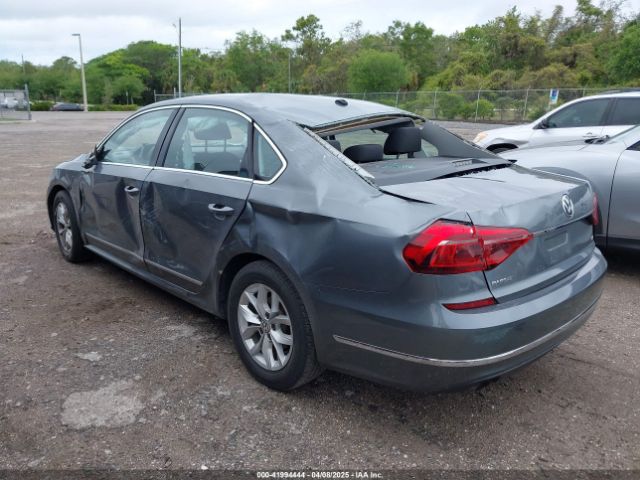 1VWAT7A38HC004849 Volkswagen Passat 1.8t S