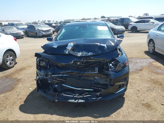 1G1ZE5STXHF263594 Chevrolet MALIBU 1LT