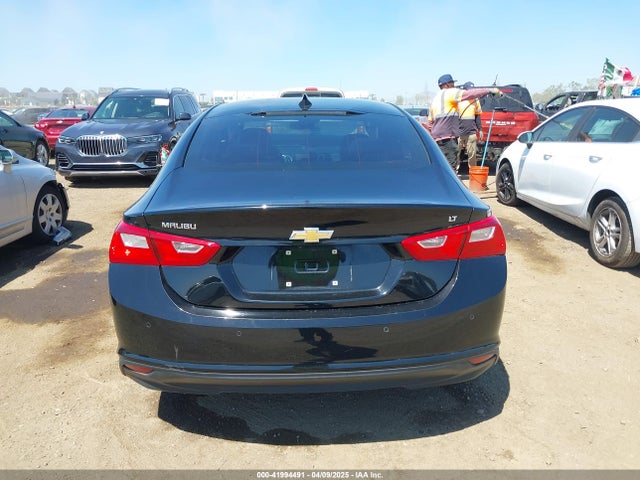 1G1ZE5STXHF263594 Chevrolet MALIBU 1LT