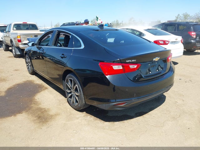 1G1ZE5STXHF263594 Chevrolet MALIBU 1LT