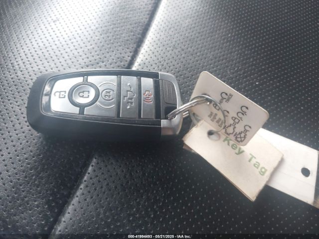 1FT7W3BT0JEB33268 Ford F-350 Lariat