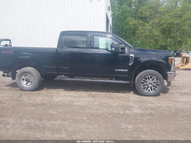 1FT7W3BT0JEB33268 Ford F-350 Lariat
