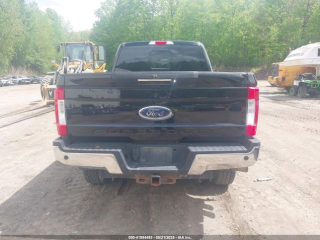 1FT7W3BT0JEB33268 Ford F-350 Lariat