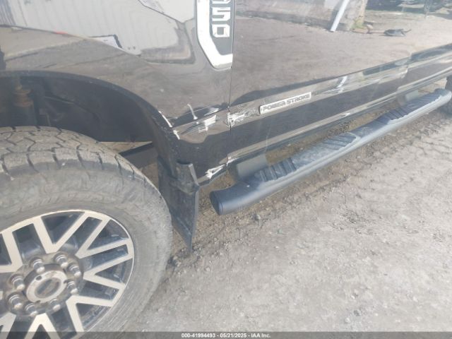 1FT7W3BT0JEB33268 Ford F-350 Lariat