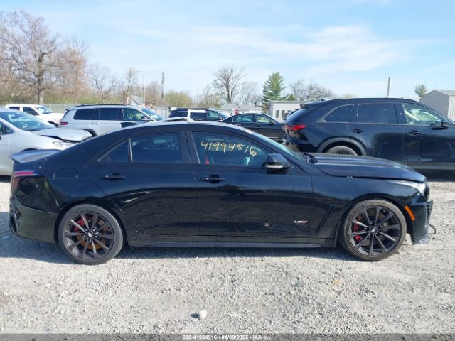 1G6D75RP7N0410850 Cadillac lf4