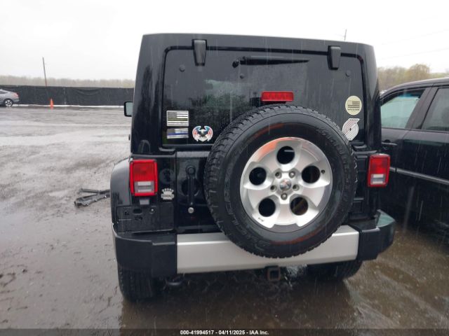 1C4HJWEG1EL107461 Jeep Wrangler Unlimited Sahara