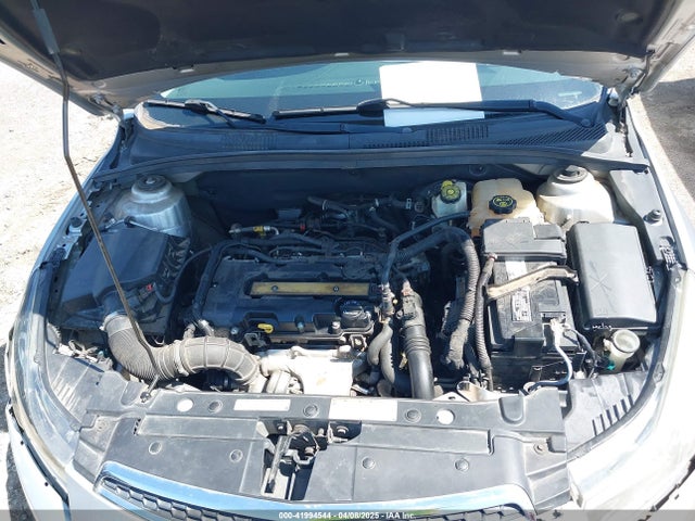 1G1PC5SB0E7449249 Chevrolet Cruze 1lt Auto