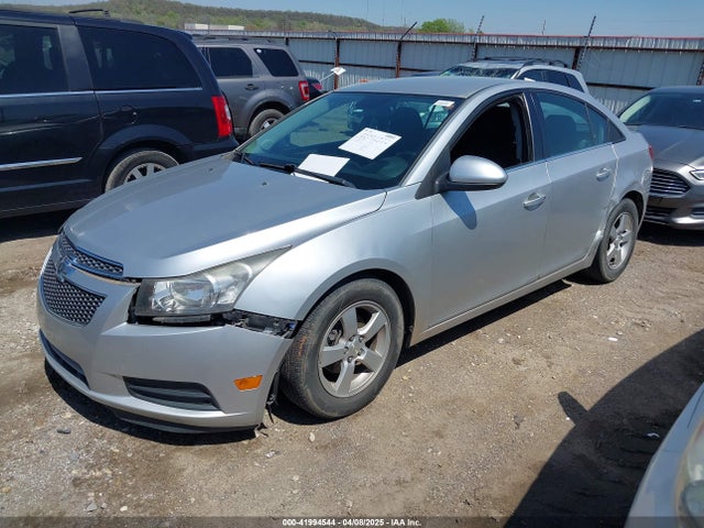 1G1PC5SB0E7449249 Chevrolet Cruze 1lt Auto