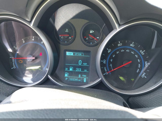 1G1PC5SB0E7449249 Chevrolet Cruze 1lt Auto
