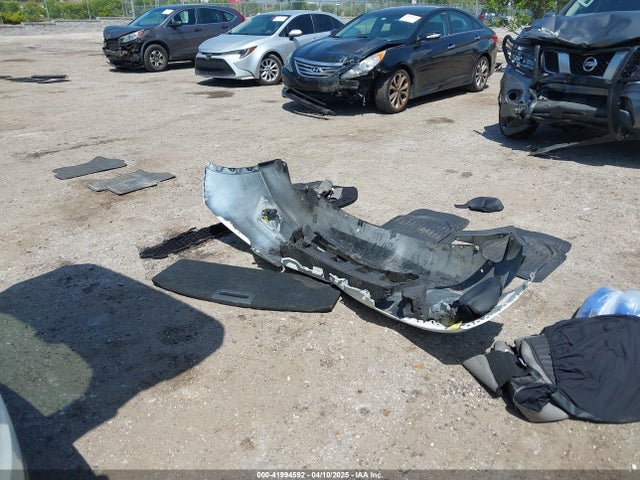 5N1AT2MV3FC766613 Nissan Rogue Sl