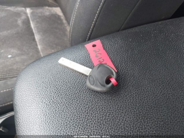 3KPF24AD1KE013301 KIA Forte Lxs