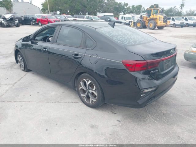 3KPF24AD1KE013301 KIA Forte Lxs