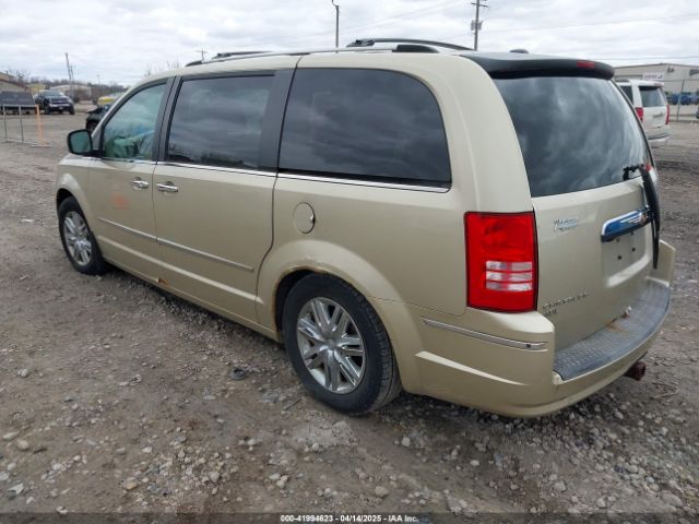 2010 CHRYSLER TOWN & COUNTRY 2A4RR6DX2AR178730 Photo 2
