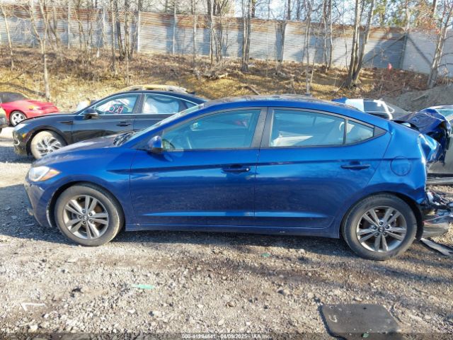 5NPD84LF7JH327209 Hyundai ELANTRA SEL