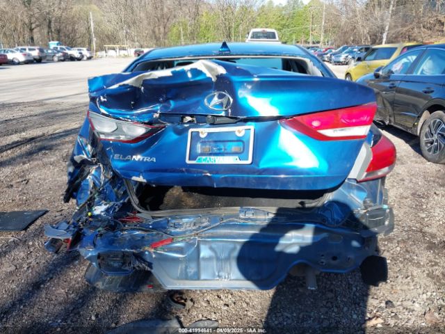 5NPD84LF7JH327209 Hyundai ELANTRA SEL