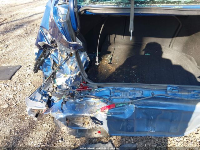 5NPD84LF7JH327209 Hyundai ELANTRA SEL