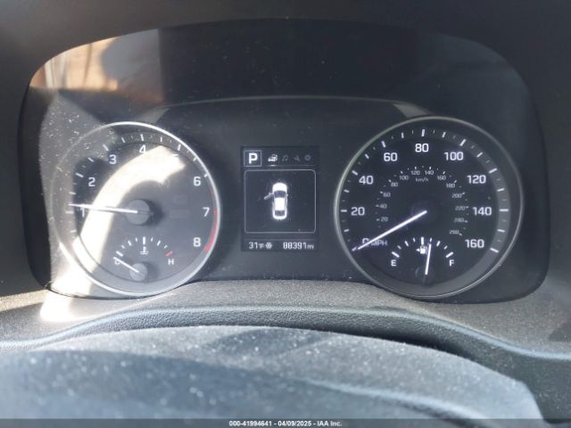 5NPD84LF7JH327209 Hyundai ELANTRA SEL