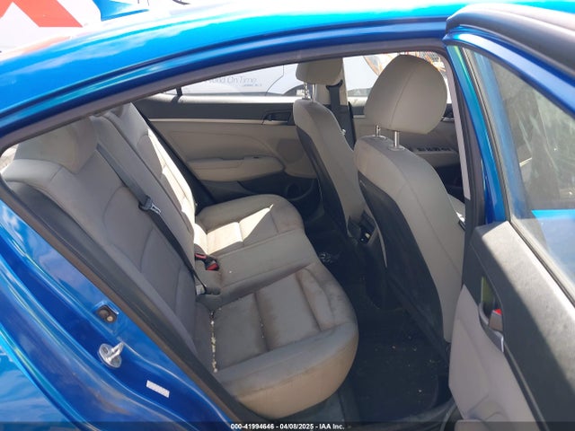 KMHD74LF4HU128066 Hyundai ELANTRA SE