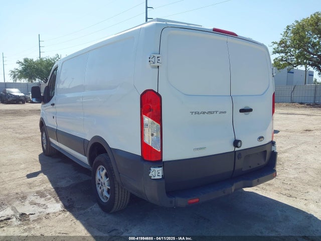 1FTYR1YG3GKA09967 Ford Transit-250